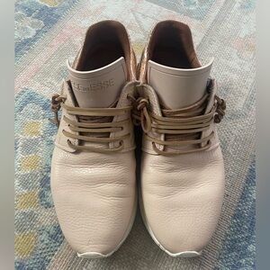 Esseutesse Leather Fringe Sneakers